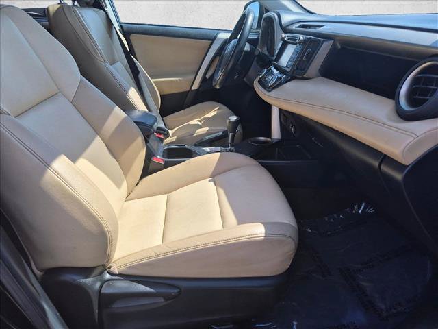 Used 2015 Toyota RAV4 Limited AWD/4WD image 20