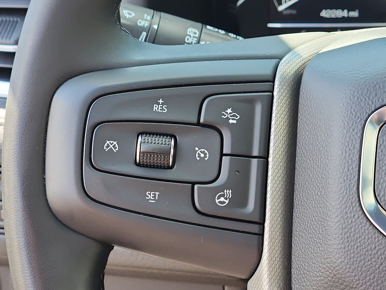 Used 2023 GMC Yukon XL Denali AWD/4WD image 22