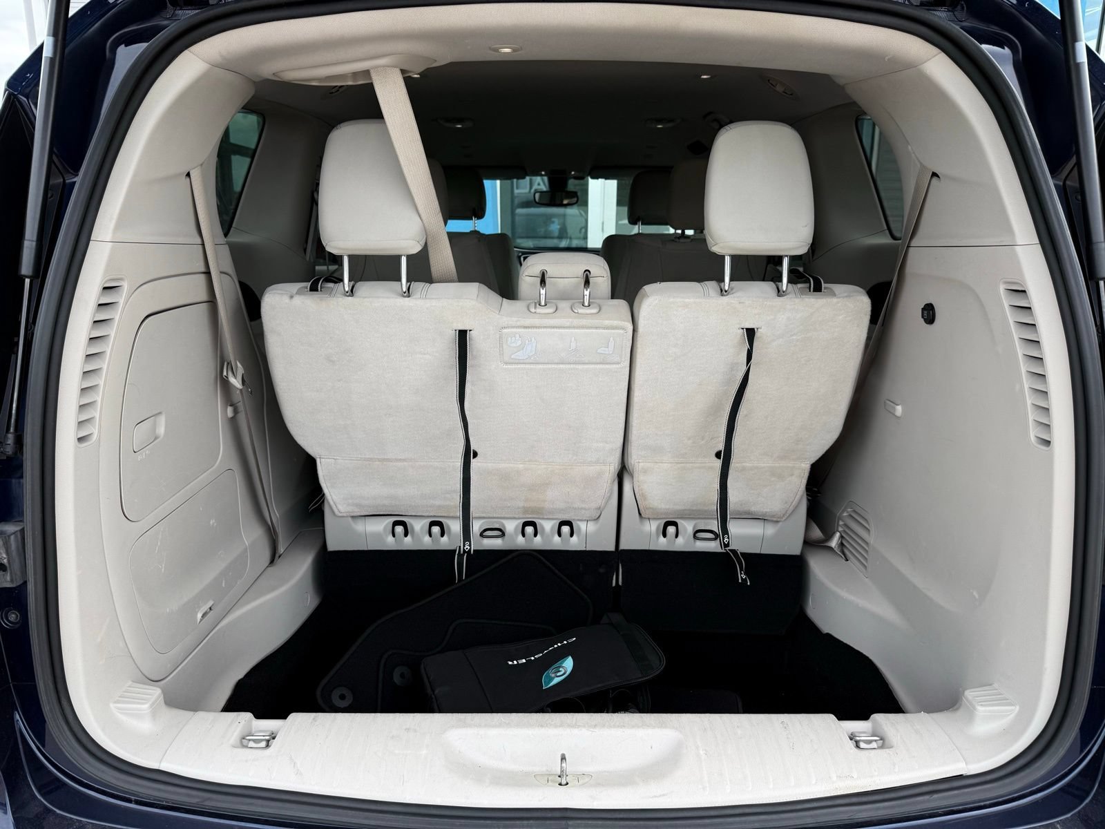 Used 2018 Chrysler Pacifica Touring Plus FWD image 56