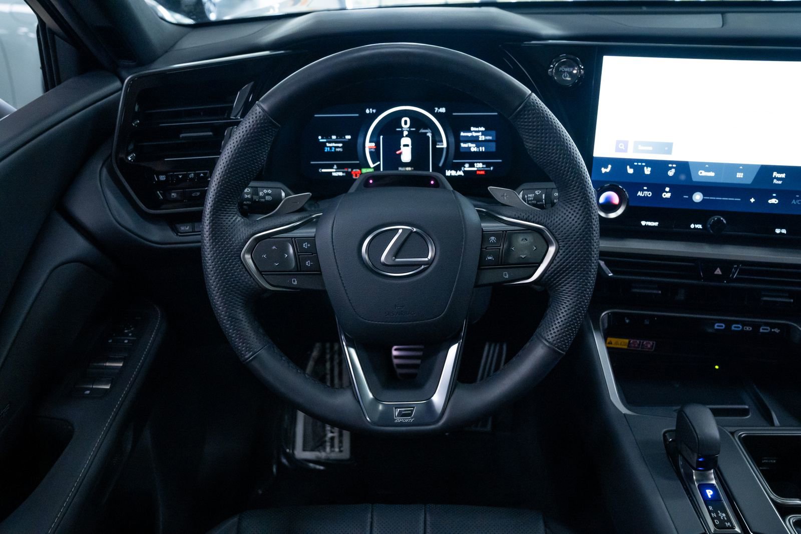 Used 2024 Lexus TX 500h AWD w/ Technology Package image 12