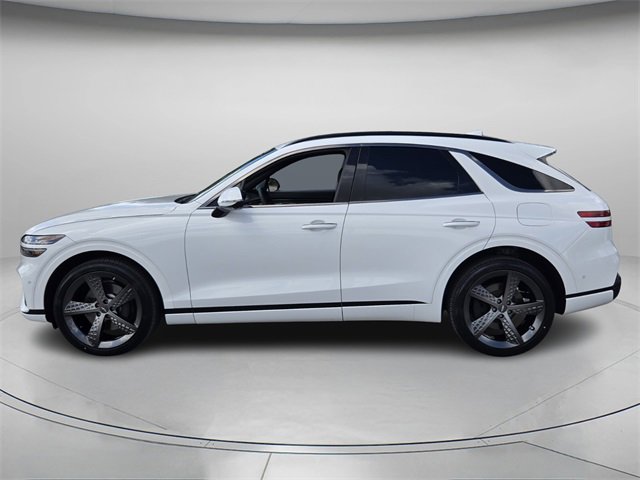 Certified 2023 Genesis GV70 2.5T w/ Sport Prestige Package image 3