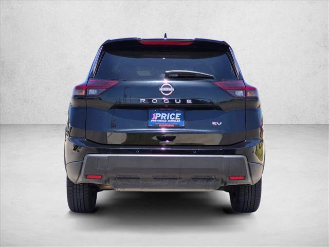Used 2024 Nissan Rogue SV FWD image 7
