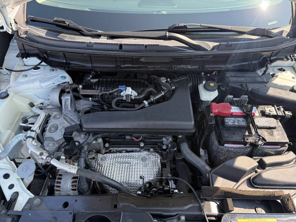 Used 2018 Nissan Rogue SL w/ Premium Package FWD image 14