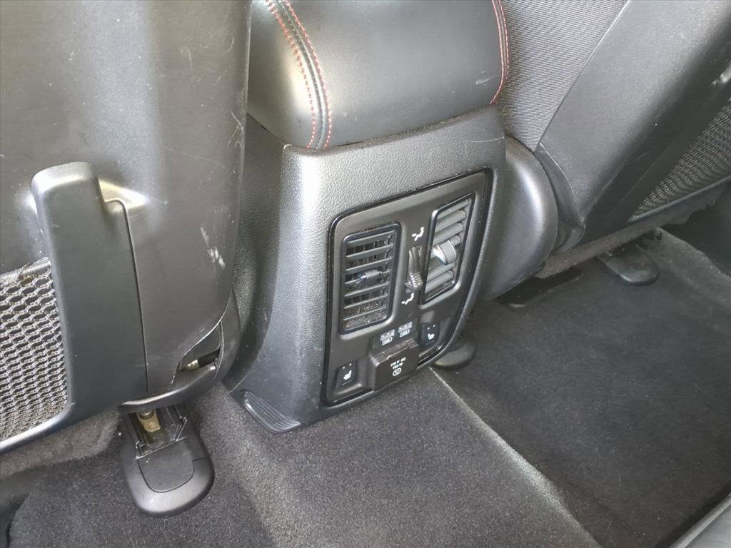 Used 2024 Dodge Durango GT image 34