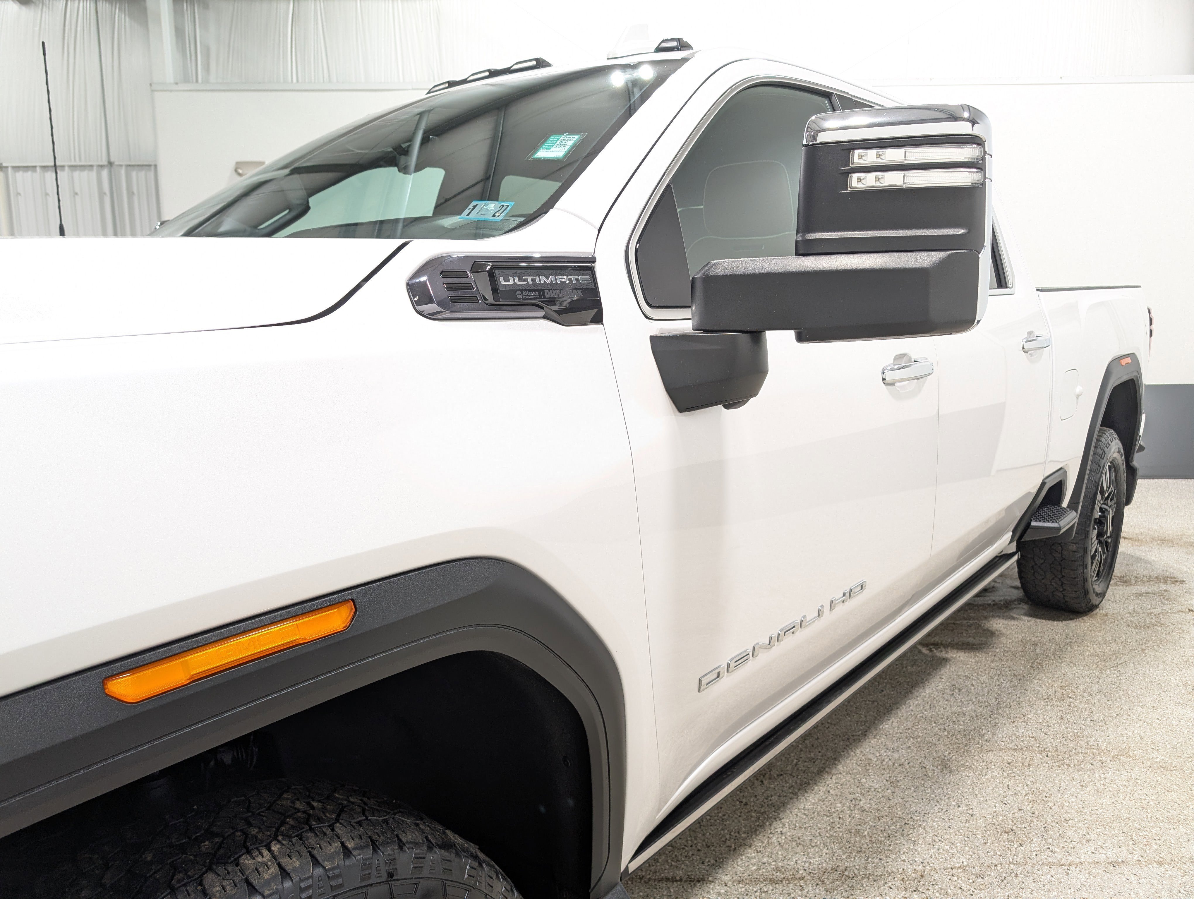Used 2024 GMC Sierra 2500 Denali Ultimate AWD/4WD image 7