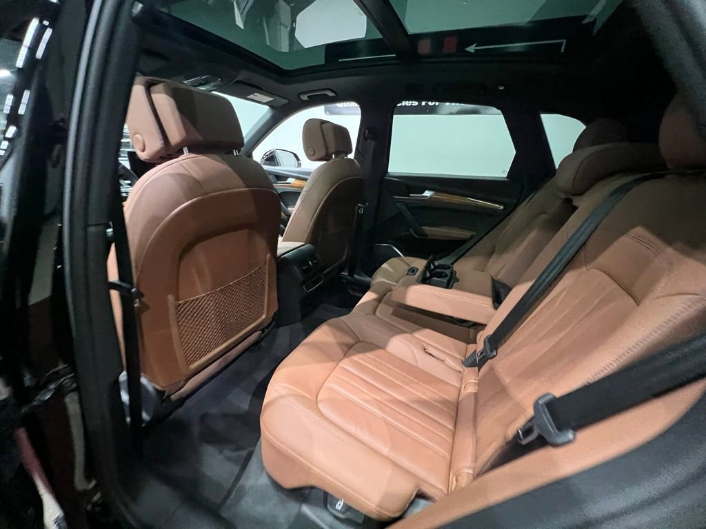 Used 2021 Audi Q5 2.0T Premium Plus w/ Premium Plus Package image 24