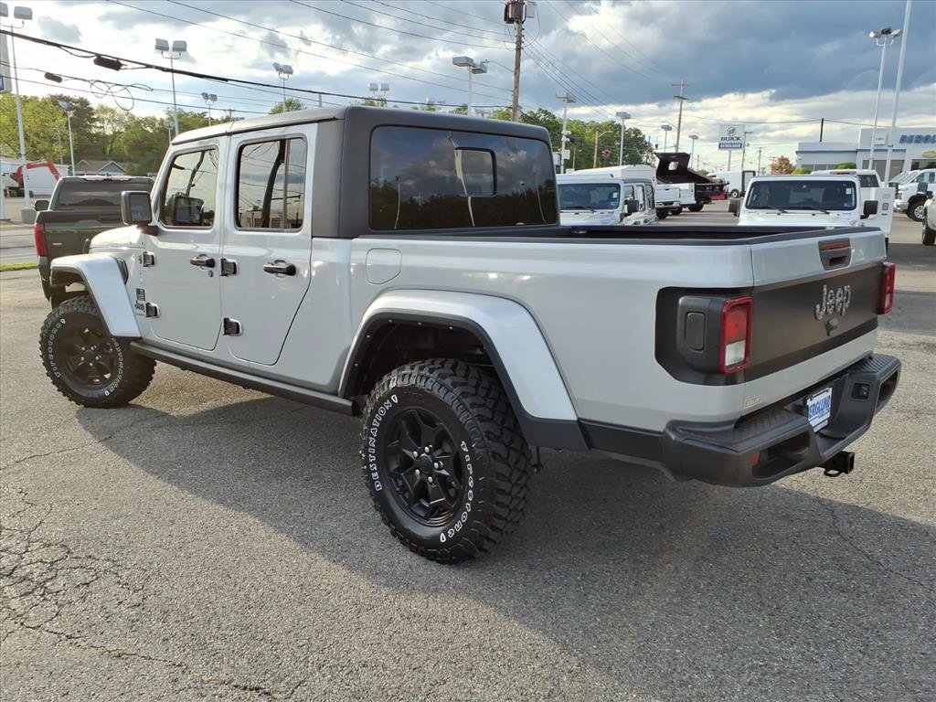 Used 2022 Jeep Gladiator Sport AWD/4WD image 5