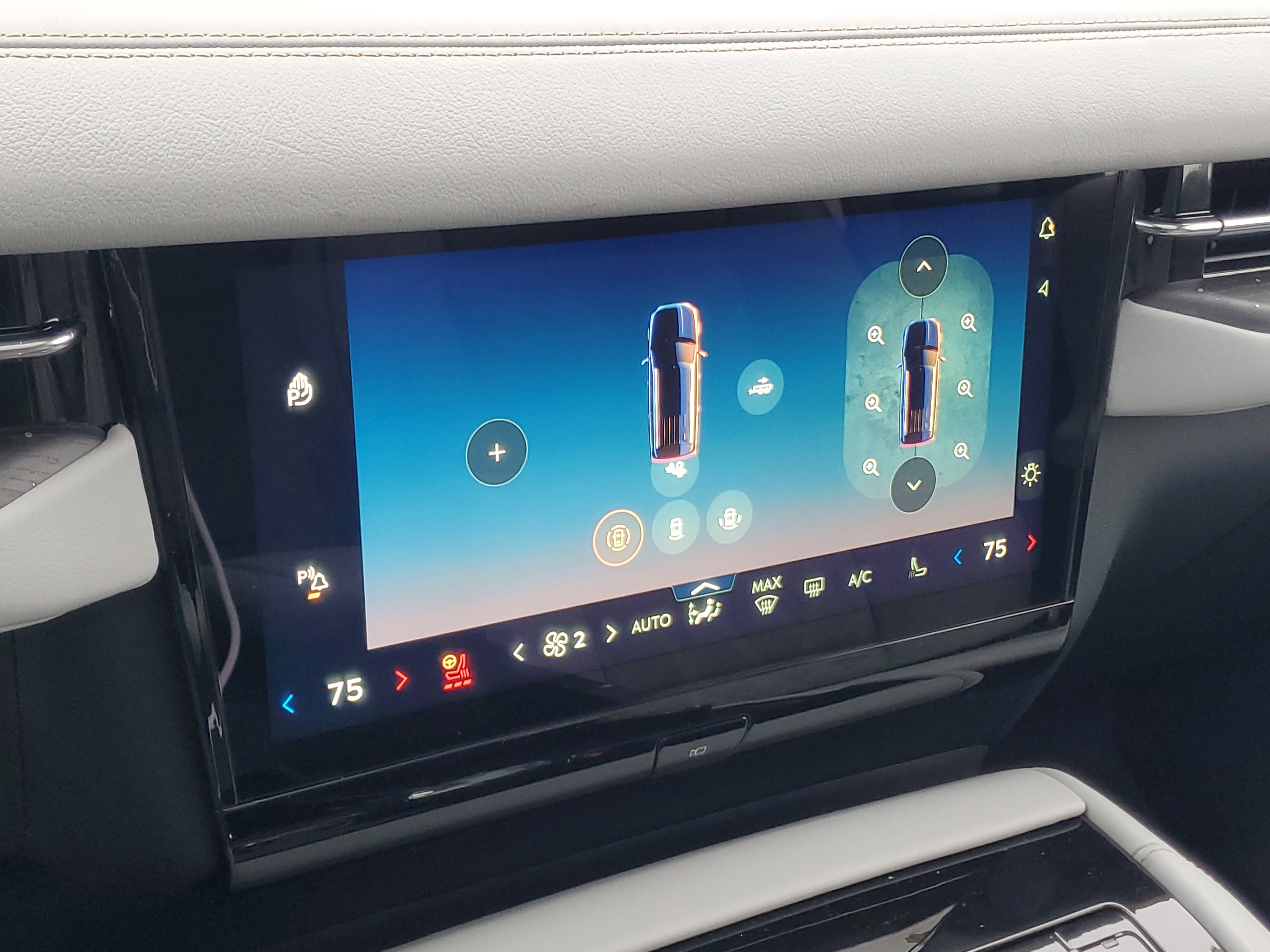 New 2025 Lincoln Navigator L Black Label image 24