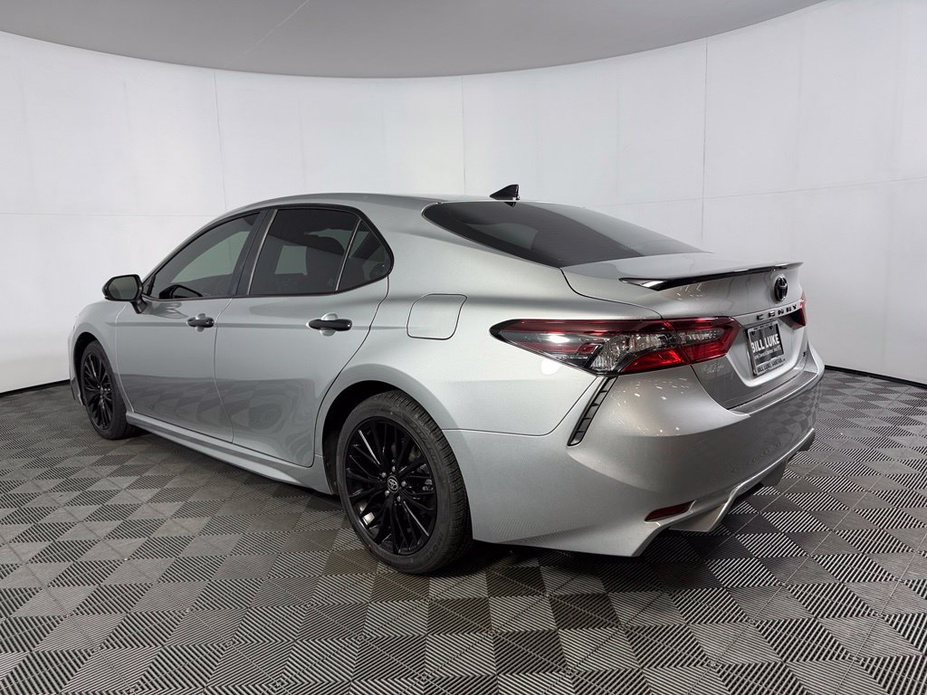 Used 2021 Toyota Camry SE w/ Carpet Mat Package (TMS) FWD image 7