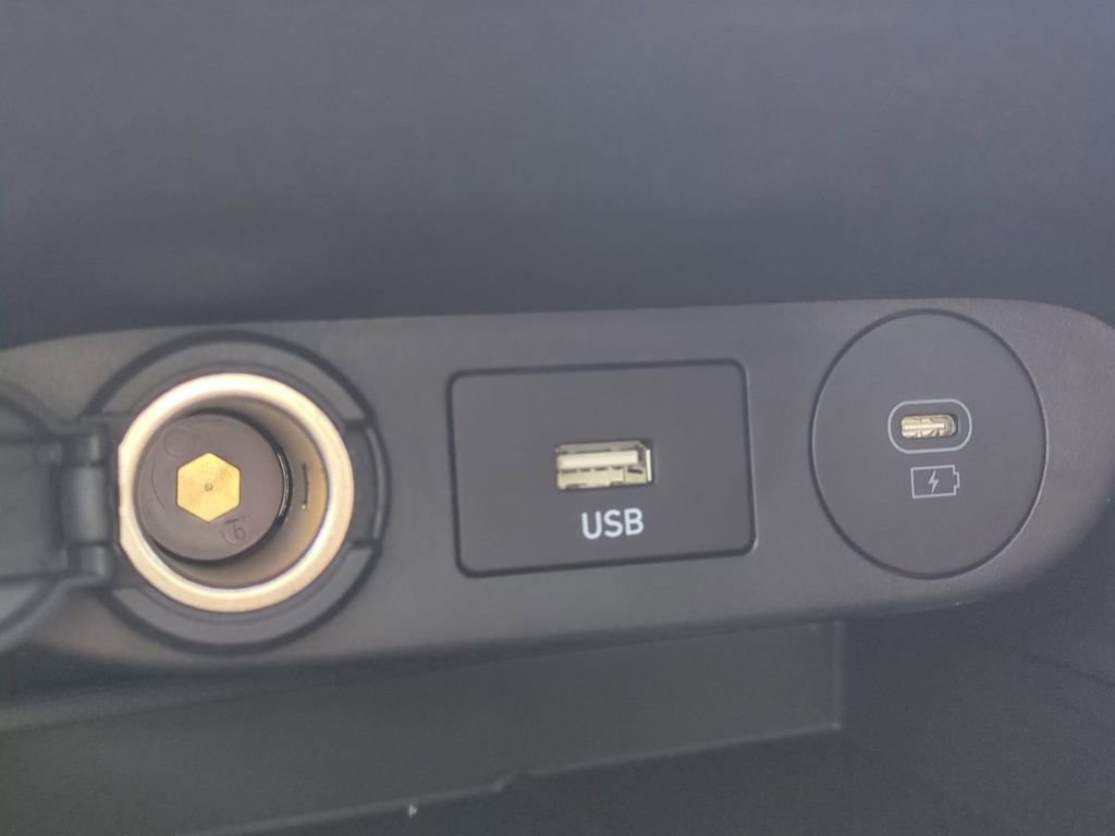 New 2026 Hyundai Elantra SEL Sport image 24