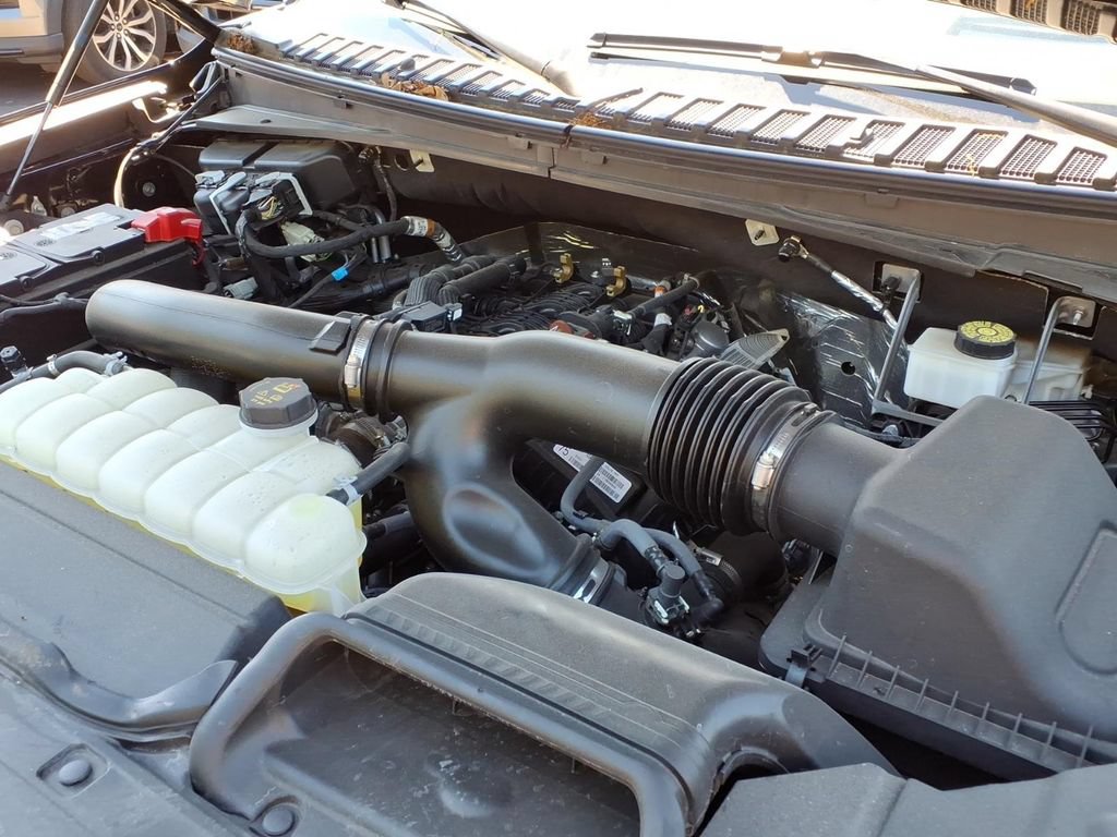 Certified 2024 Lincoln Navigator Reserve AWD/4WD image 29