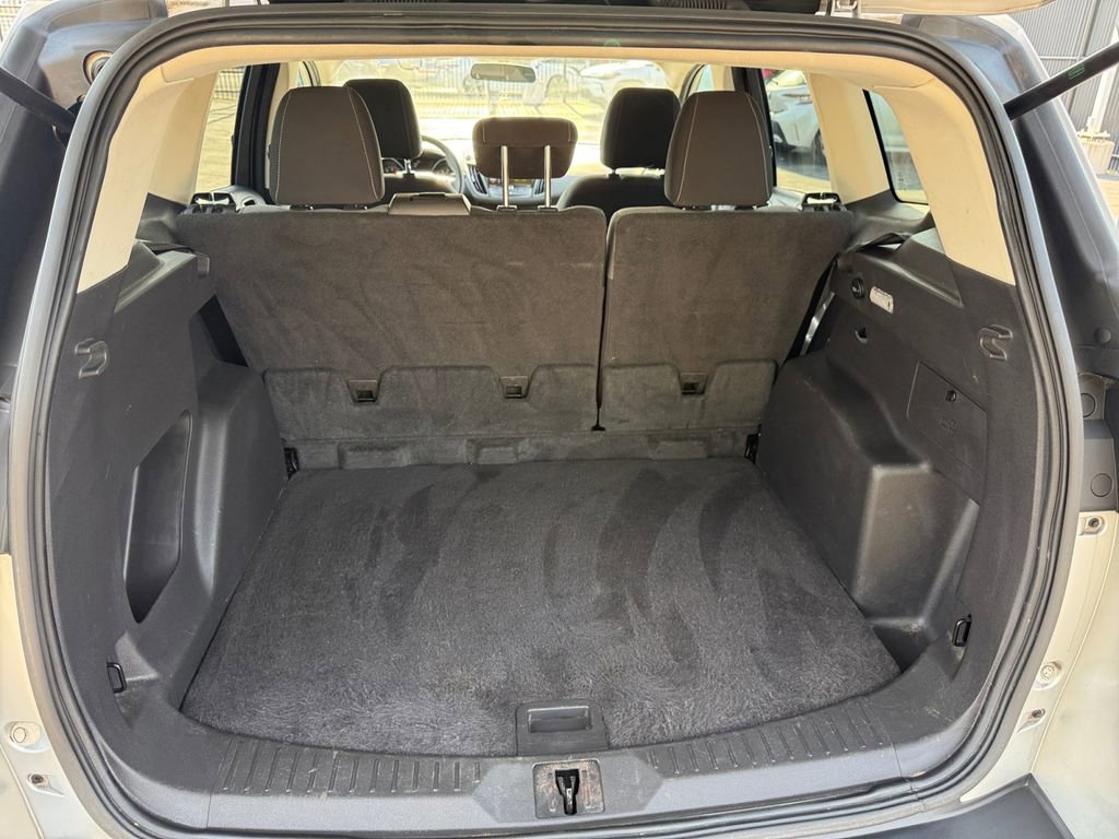 Used 2014 Ford Escape SE w/ Equipment Group 201A FWD image 23
