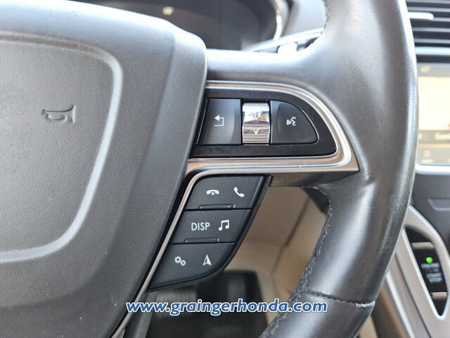 Used 2019 Lincoln Nautilus Select w/ Cargo Utility Package FWD image 20