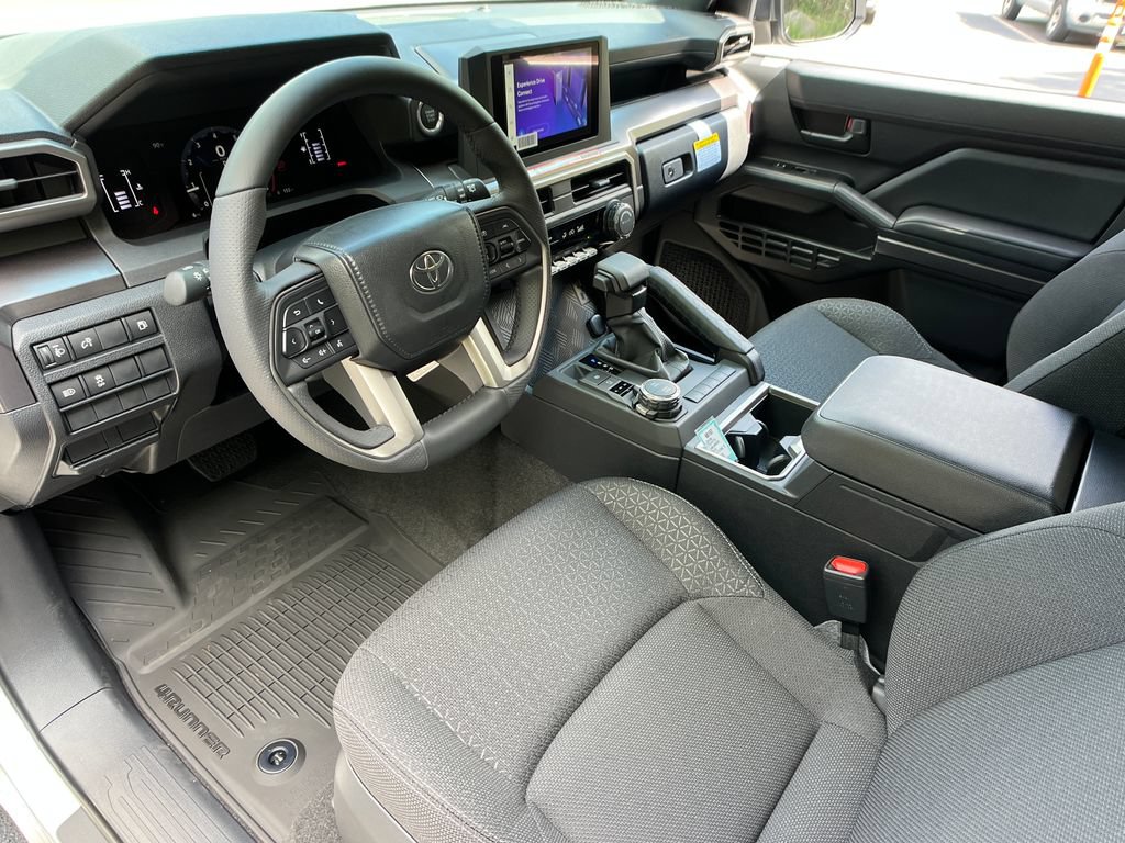 New 2026 Toyota 4Runner SR5 AWD/4WD image 11