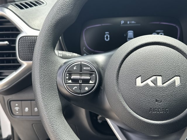 Certified 2023 Kia Soul LX FWD image 29