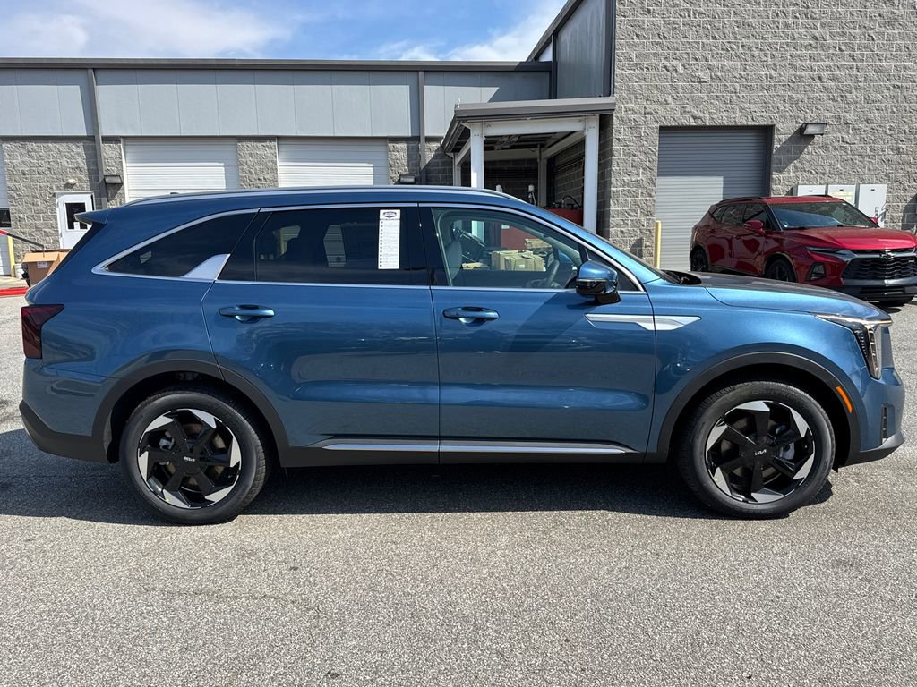 New 2026 Kia Sorento EX w/ EX Premium Package FWD image 2