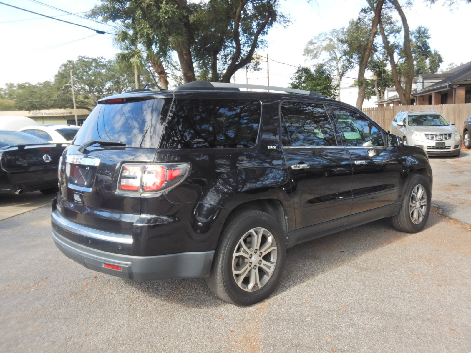 Used 2015 GMC Acadia SLT image 5