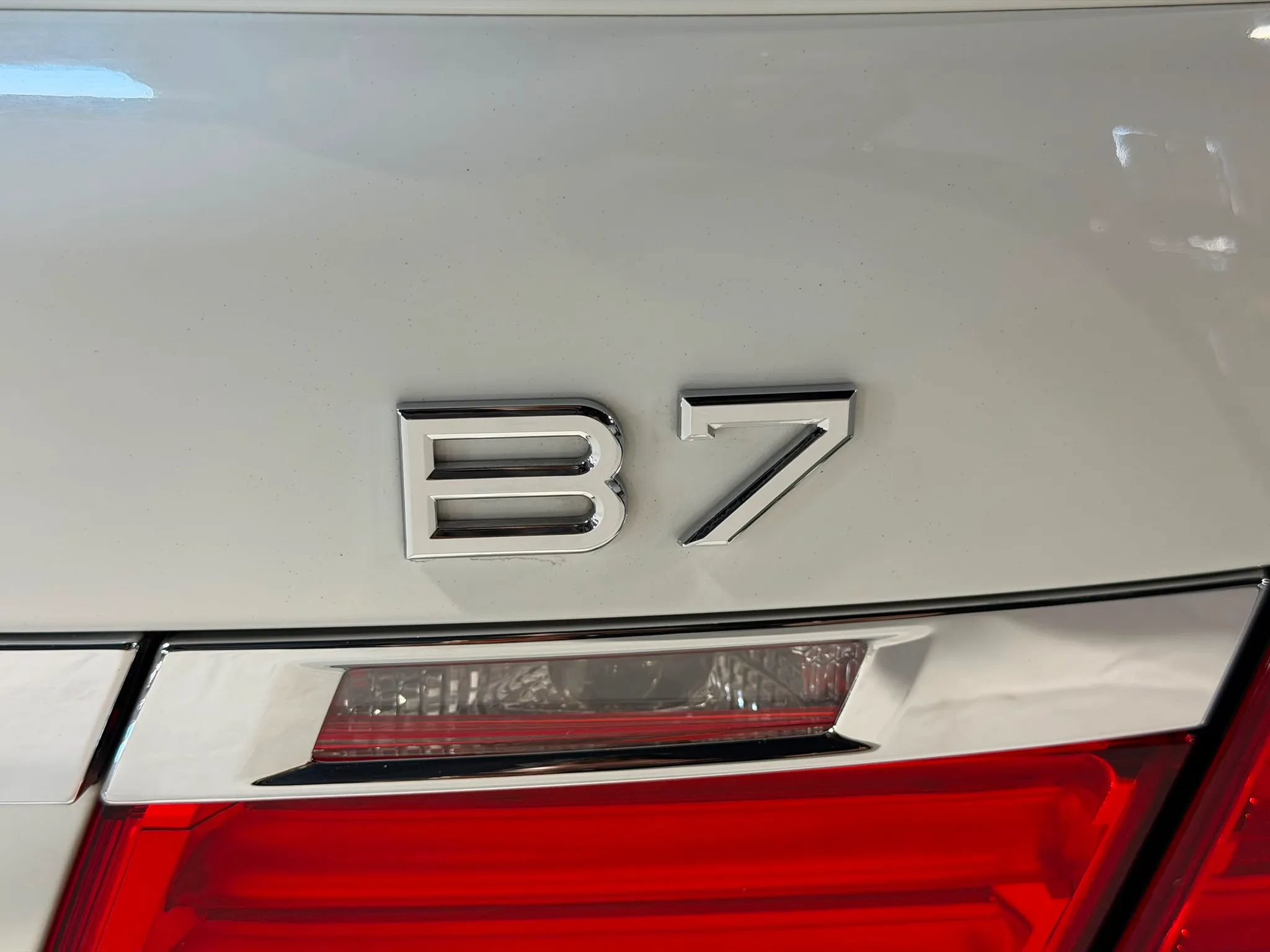 Used 2012 BMW ALPINA B7 RWD image 9