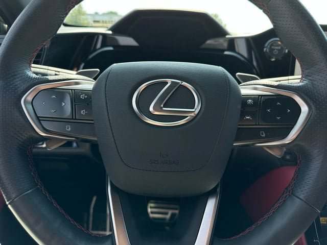 Used 2025 Lexus NX 450h+ F Sport AWD/4WD image 21