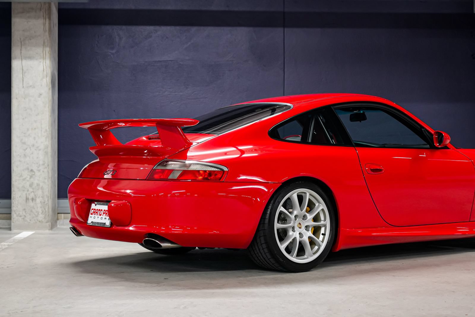 Used 2004 Porsche 911 GT3 RWD image 37
