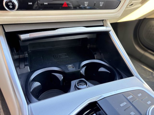 Used 2024 BMW i4 eDrive40 w/ Premium Package image 29