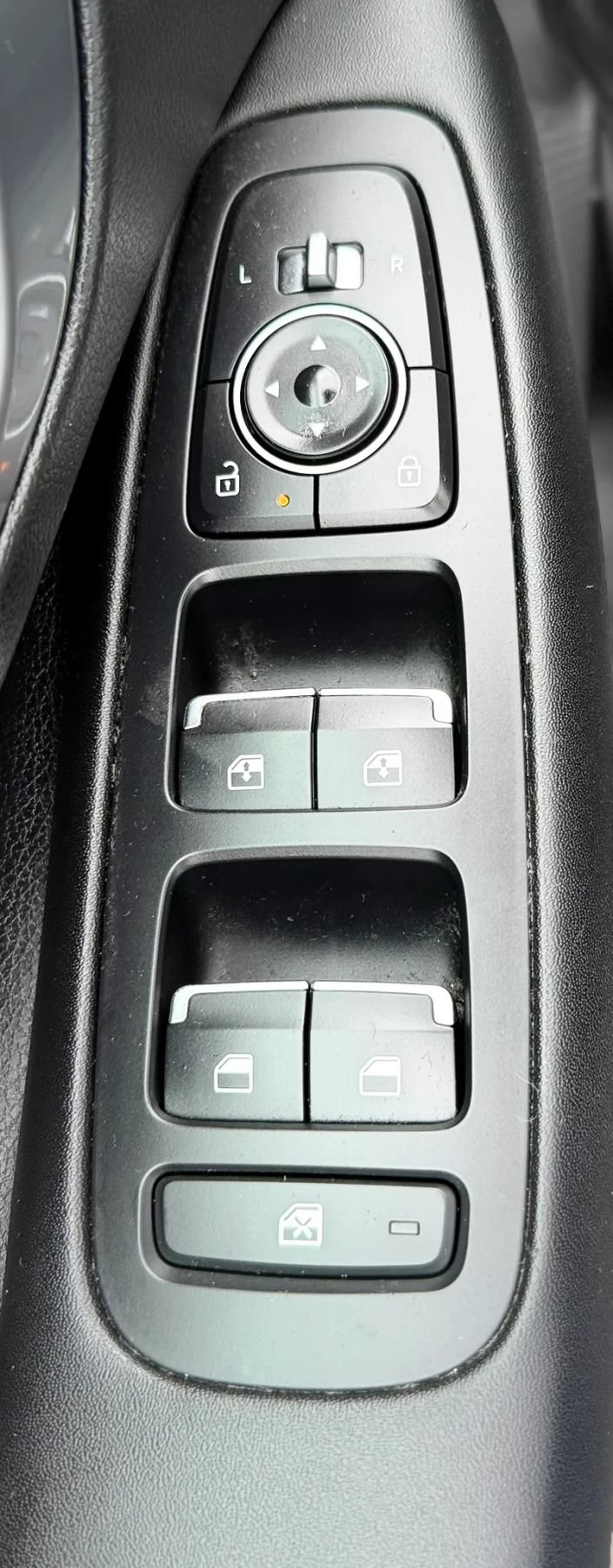 Used 2024 Hyundai Sonata SEL FWD image 22