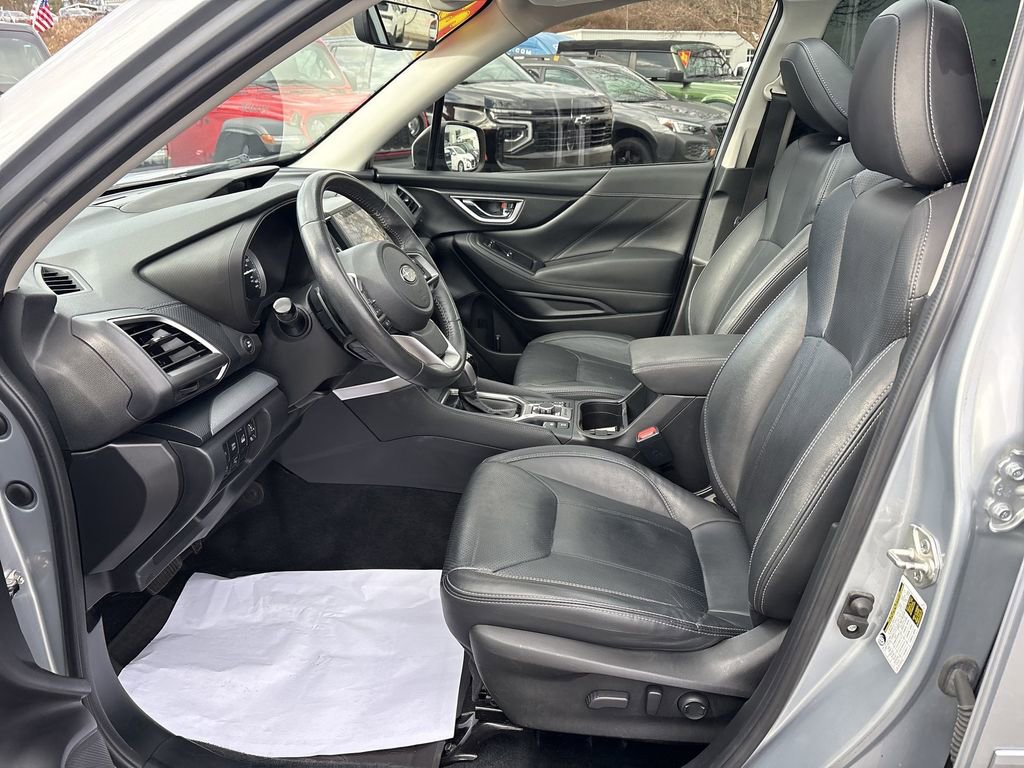 Used 2021 Subaru Forester Limited image 22