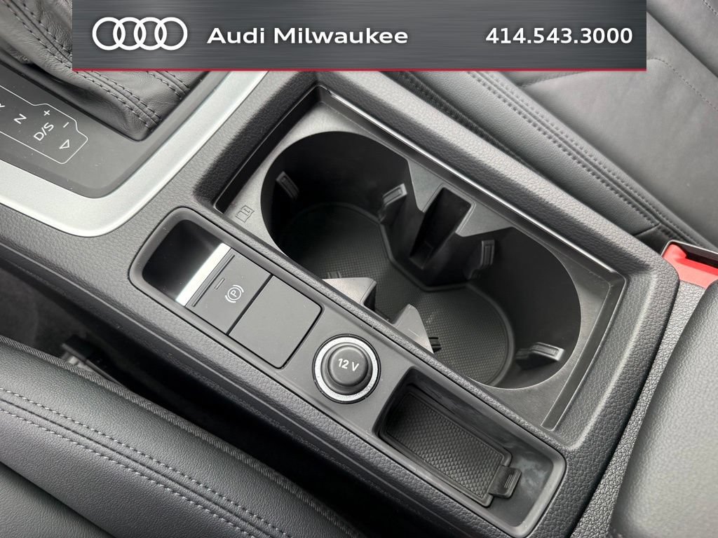 Used 2024 Audi Q3 2.0T Premium Plus AWD/4WD image 29