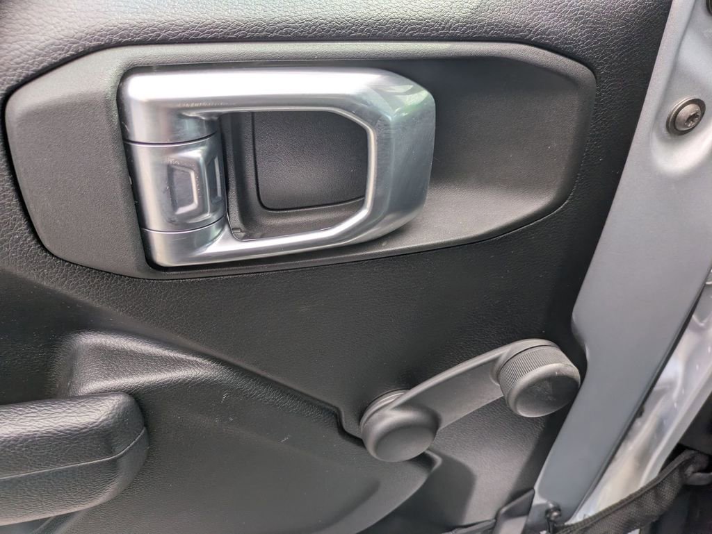 Used 2022 Jeep Wrangler Unlimited Sport image 10