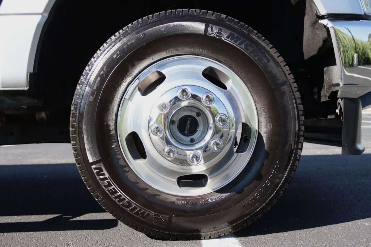 Used 2023 Ford F350 Lariat w/ Lariat Ultimate Package AWD/4WD image 66