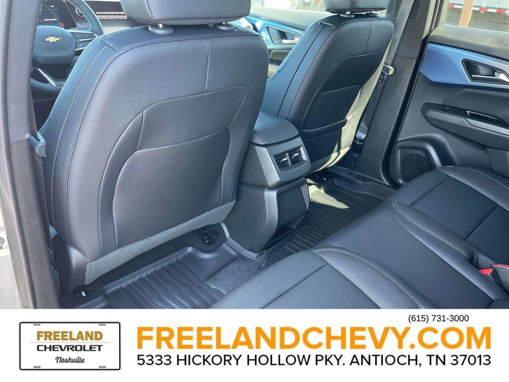 New 2026 Chevrolet Equinox EV LT image 19