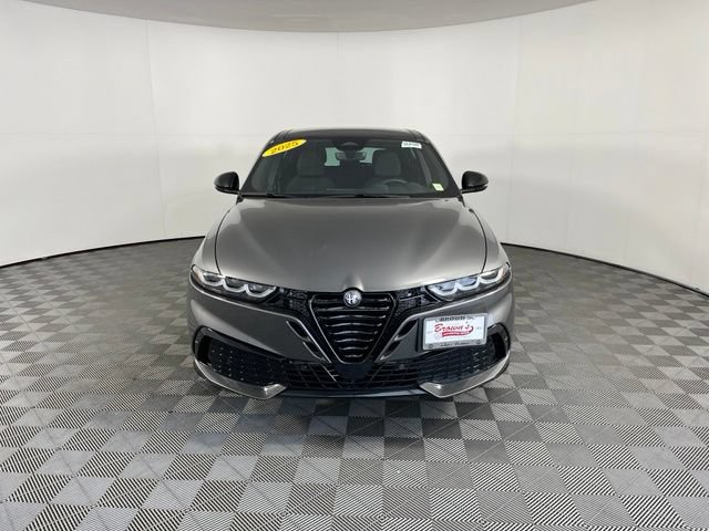 Used 2026 Alfa Romeo Tonale AWD/4WD image 2