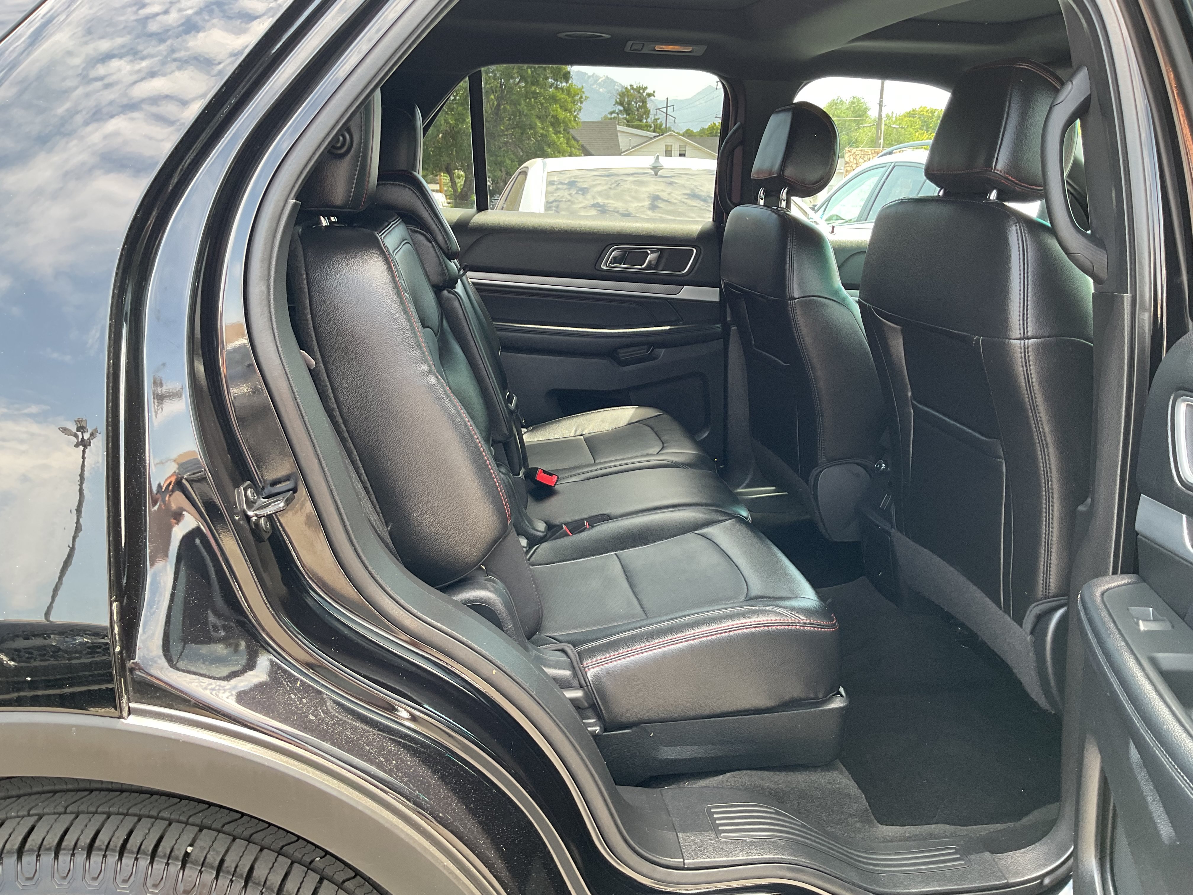Used 2016 Ford Explorer Sport AWD/4WD image 12