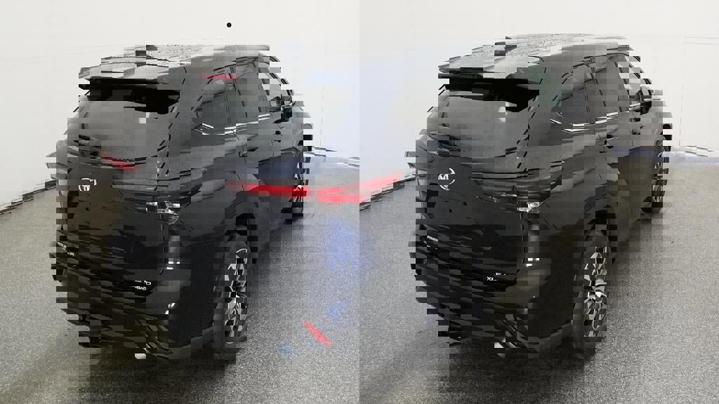 New 2026 Toyota Highlander XLE image 8