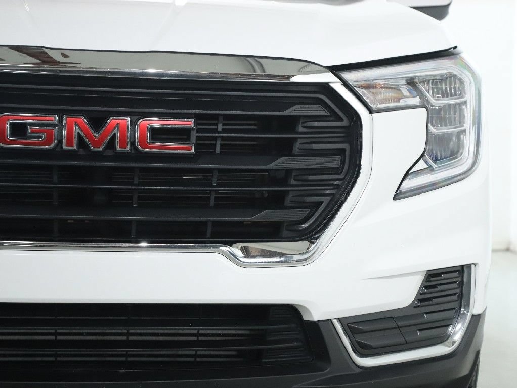 Used 2024 GMC Terrain SLE AWD/4WD image 8