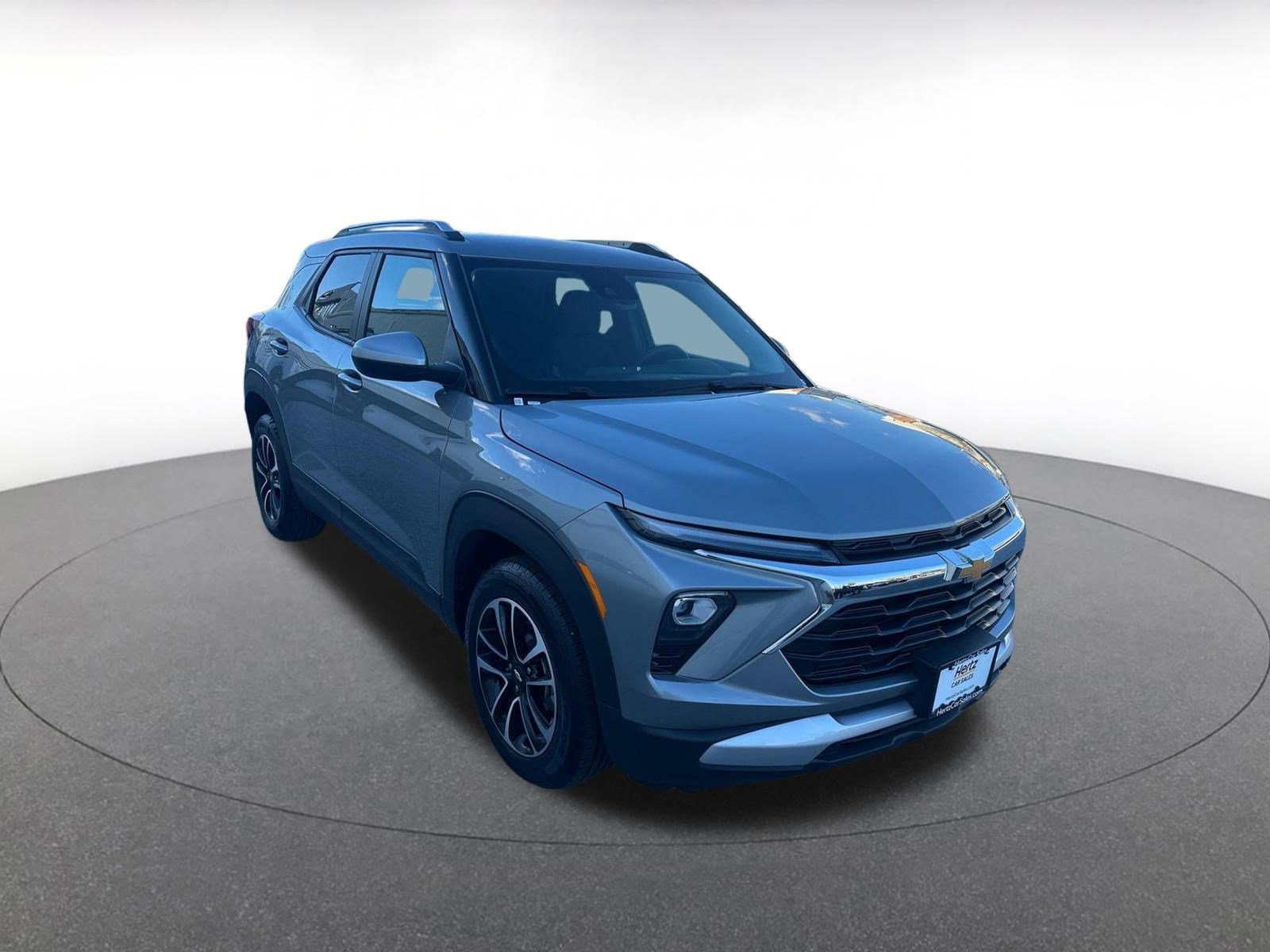 Used 2025 Chevrolet TrailBlazer LT image 1