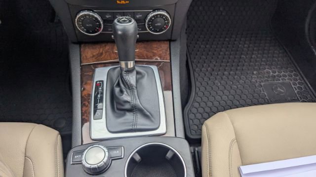 Used 2012 Mercedes-Benz C 350 4MATIC Coupe image 33