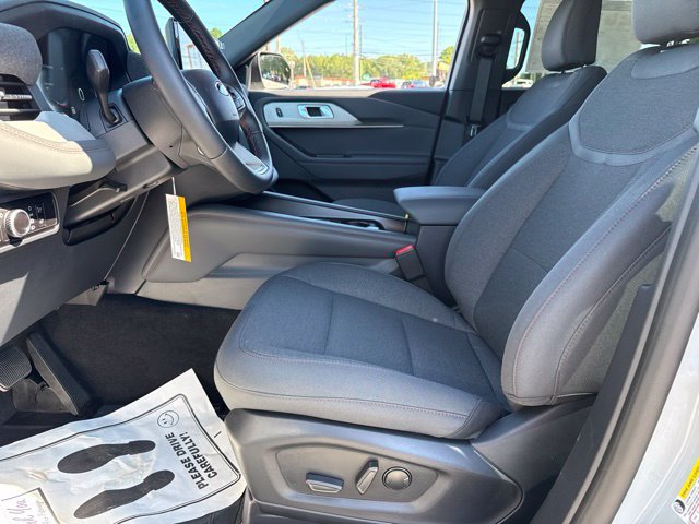New 2027 Ford Explorer Active RWD image 26