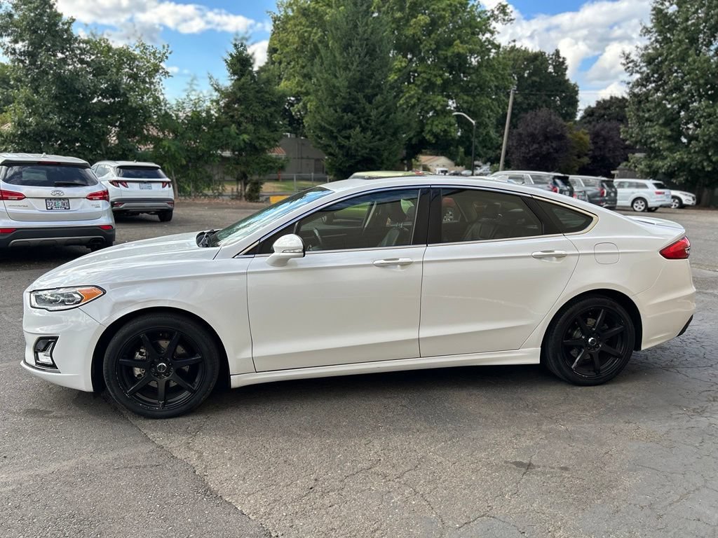 Used 2019 Ford Fusion Titanium AWD/4WD image 11