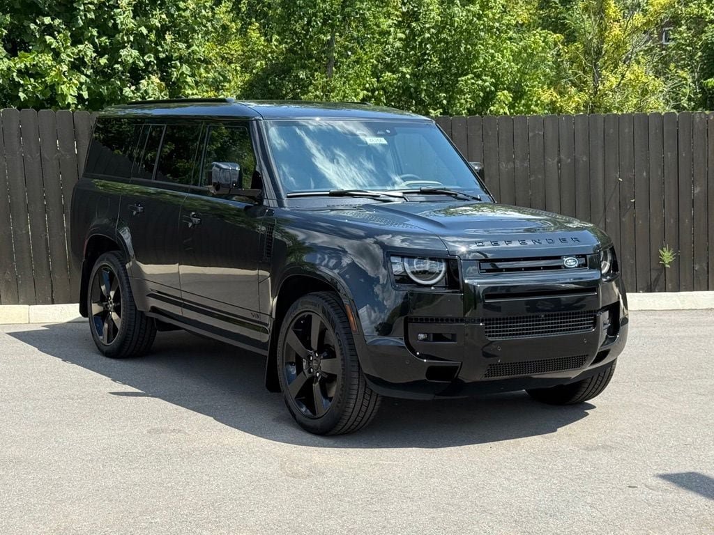 New 2026 Land Rover Defender 130 V8 AWD/4WD image 8