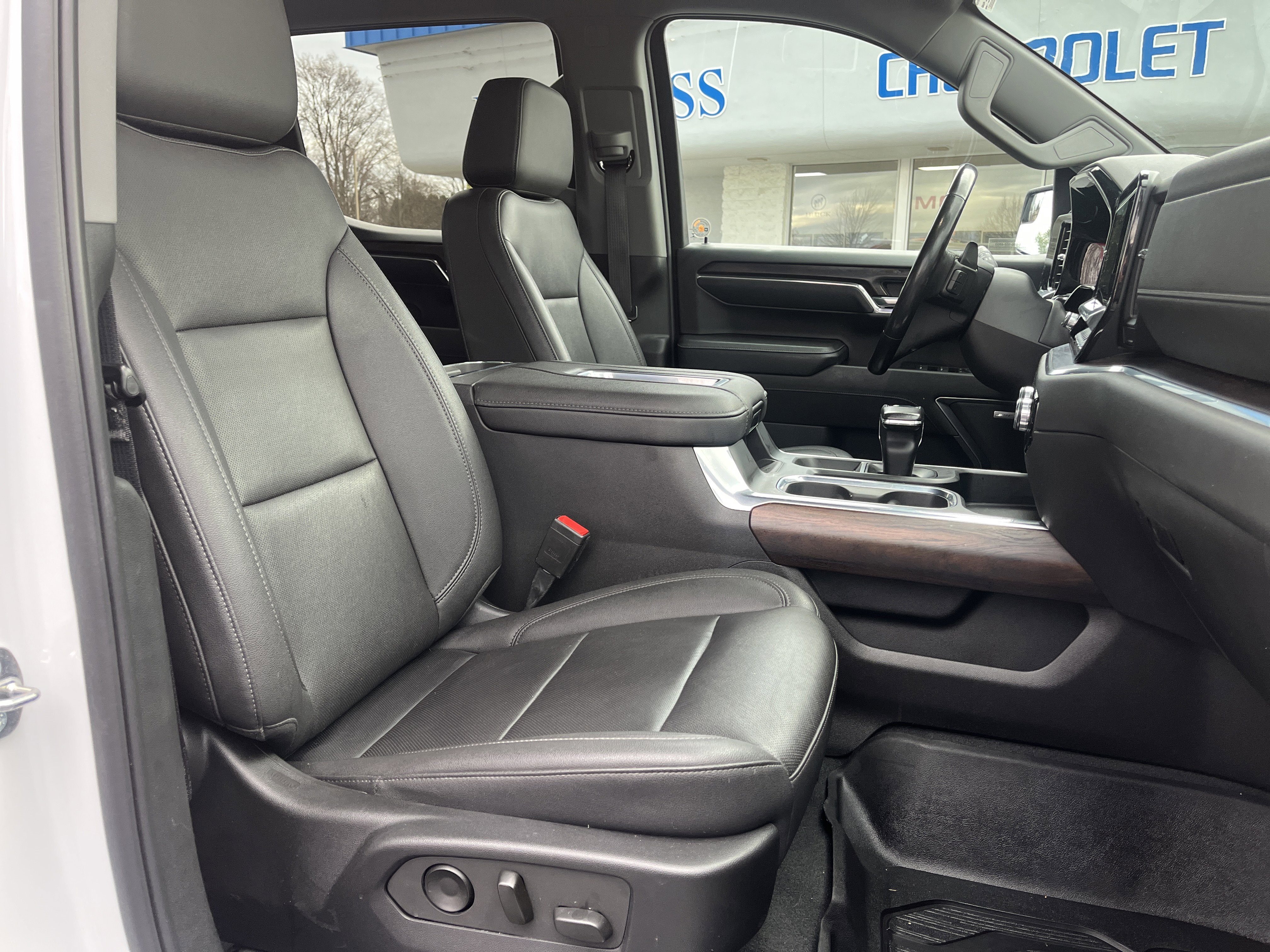 Certified 2022 GMC Sierra 1500 SLT image 9