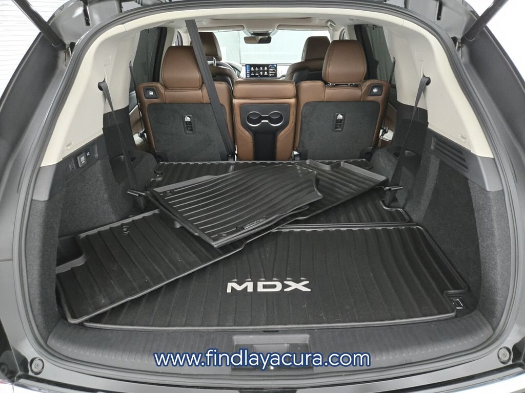 Used 2025 Acura MDX SH-AWD w/ Technology Package image 17