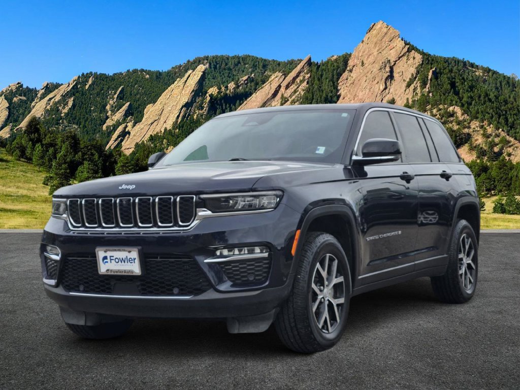 Used 2024 Jeep Grand Cherokee Limited w/ Luxury Tech Group II AWD/4WD image 1