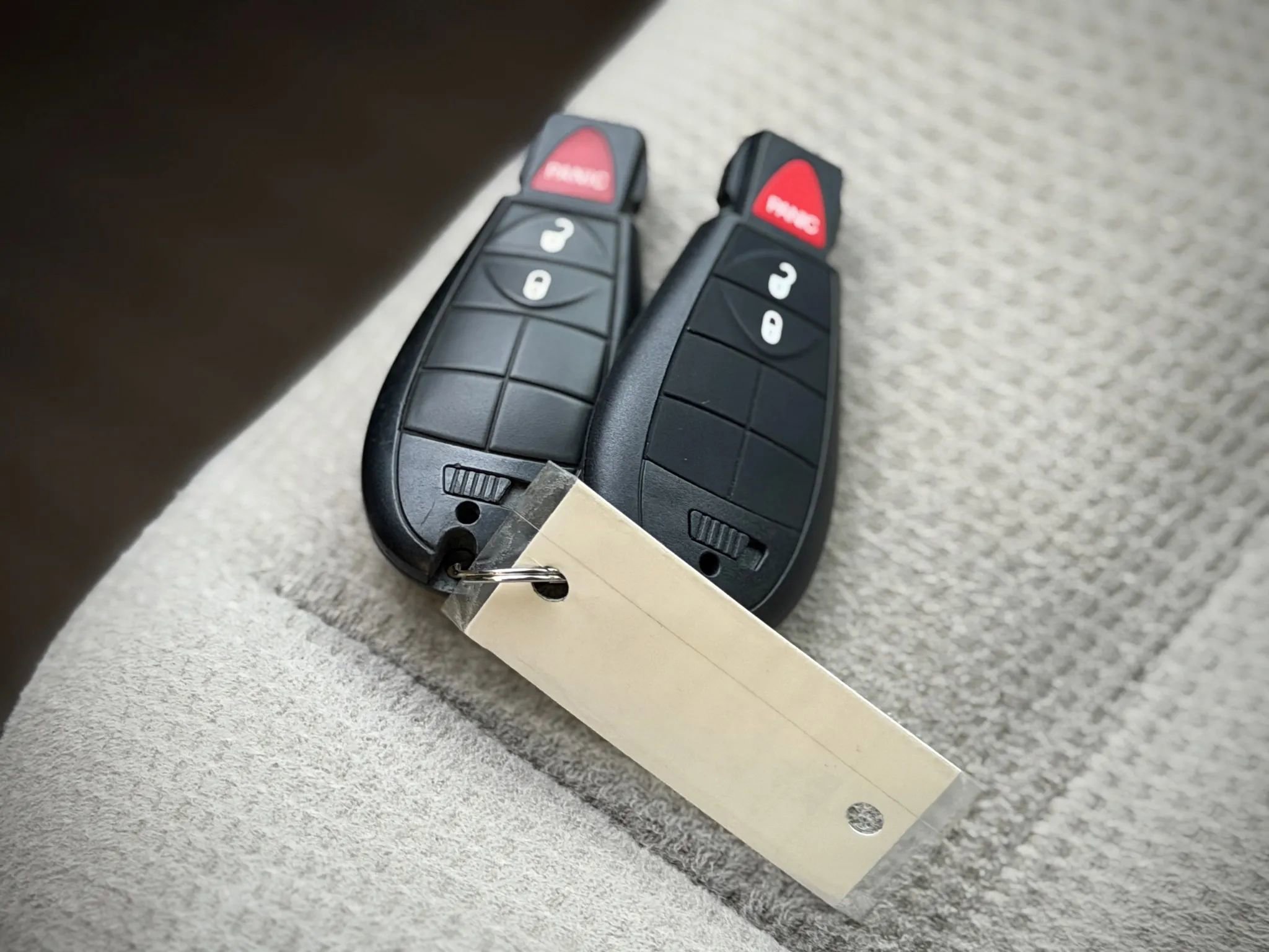 Used 2019 Dodge Grand Caravan SE w/ UConnect Hands-Free Group image 18