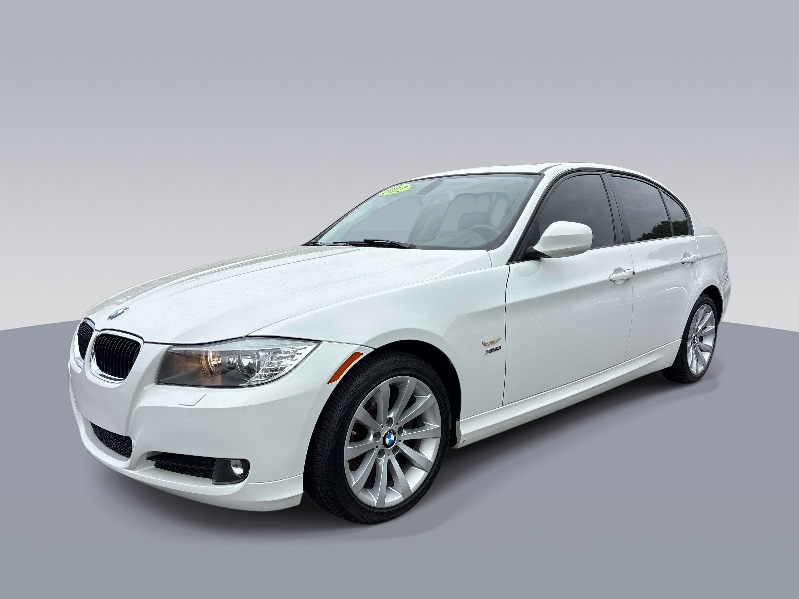 Used 2011 BMW 328i xDrive Sedan AWD/4WD image 5