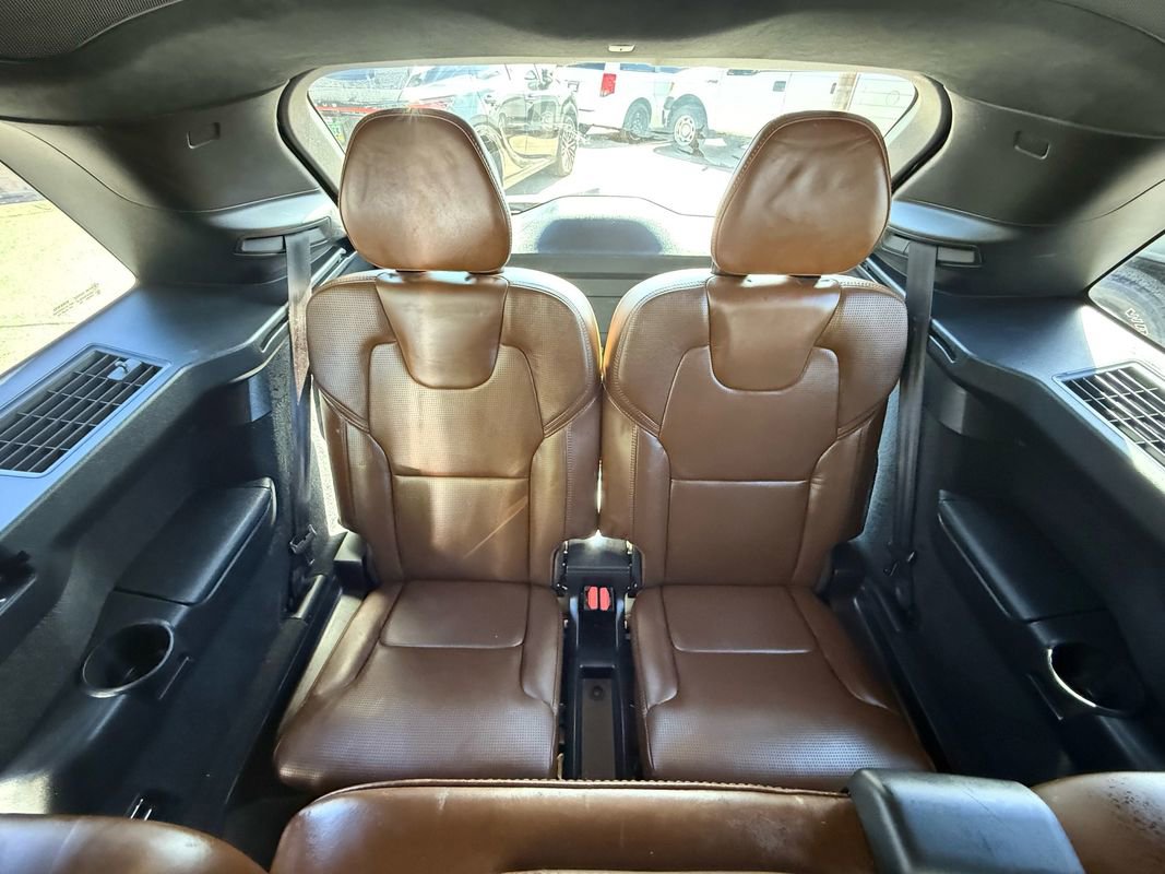Used 2018 Volvo XC90 T6 Inscription w/ Luxury Package image 16