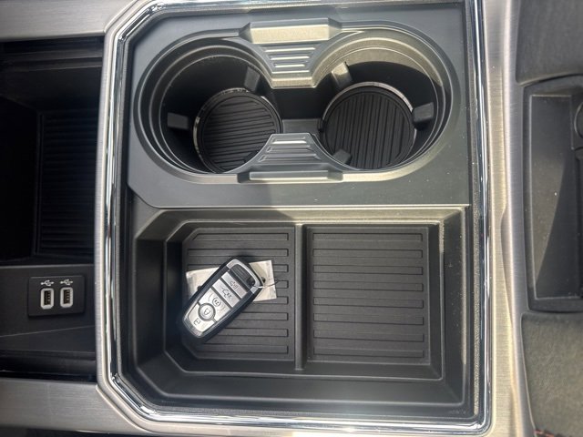 Used 2019 Ford F250 Platinum w/ Platinum Ultimate Package image 45