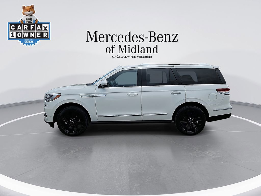 Used 2023 Lincoln Navigator Reserve AWD/4WD image 5