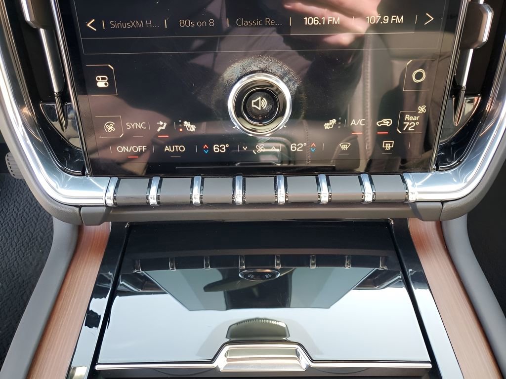 Certified 2025 GMC Yukon Denali image 39