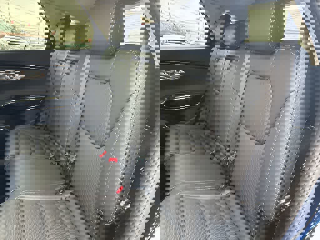 Used 2023 Genesis GV70 2.5T w/ Winter Weather Package image 15